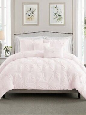 Swift Home Pink Blush Pintuck 2-Pc. Comforter Set, Twin